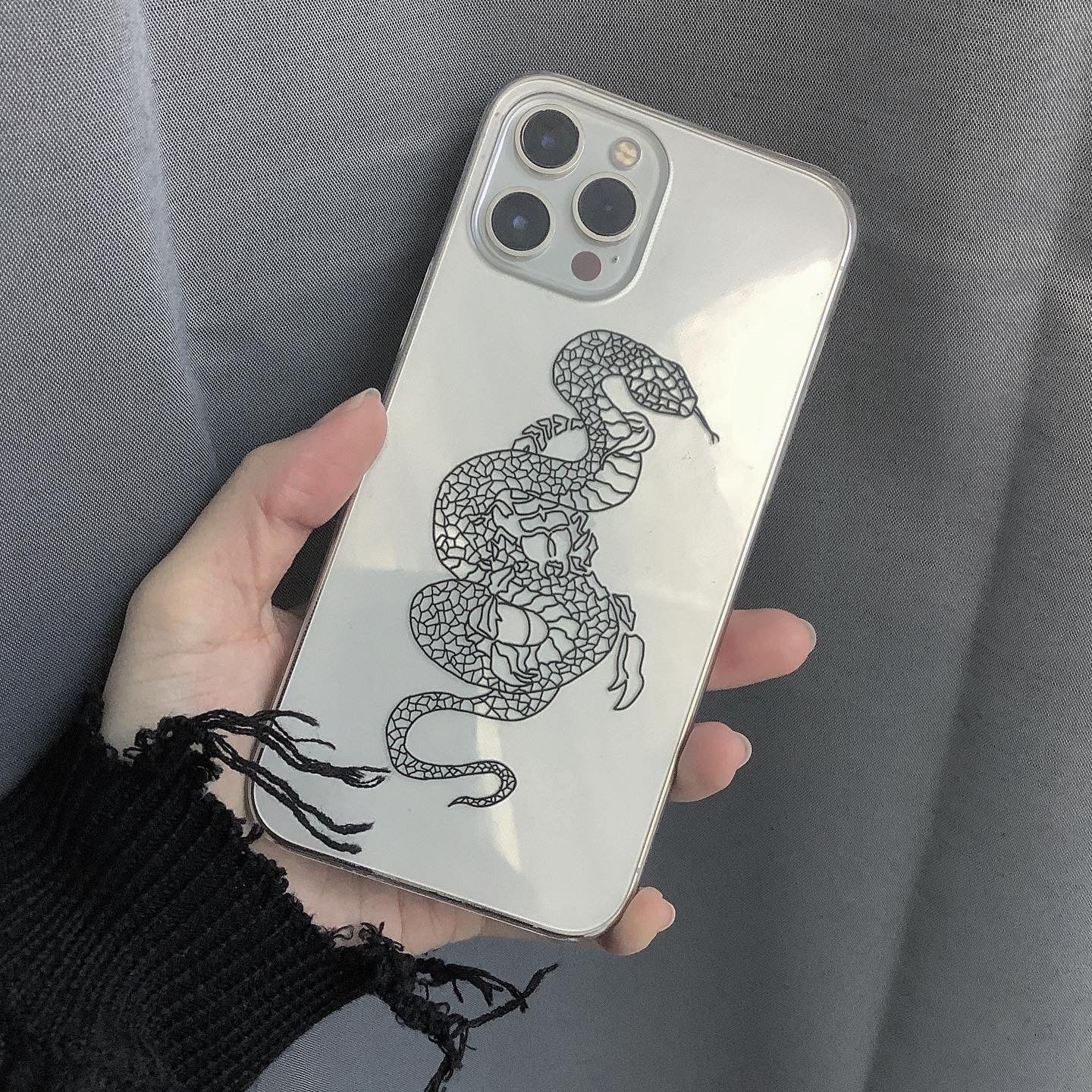 gibous logo snake scopion iphone case