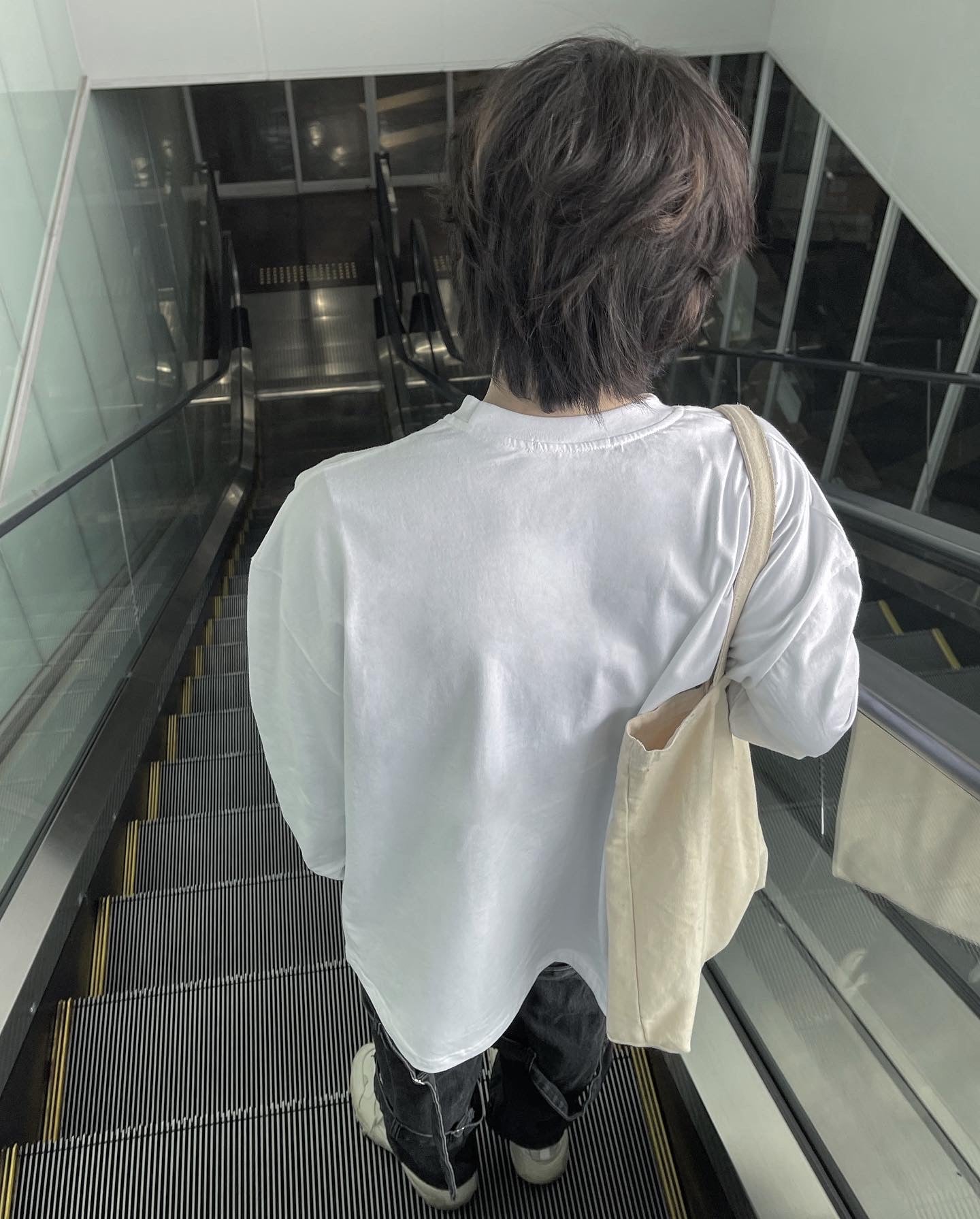 gibous longsleeve T White 誰かの好きに