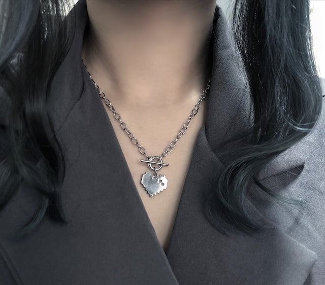 gibous digital heart necklace