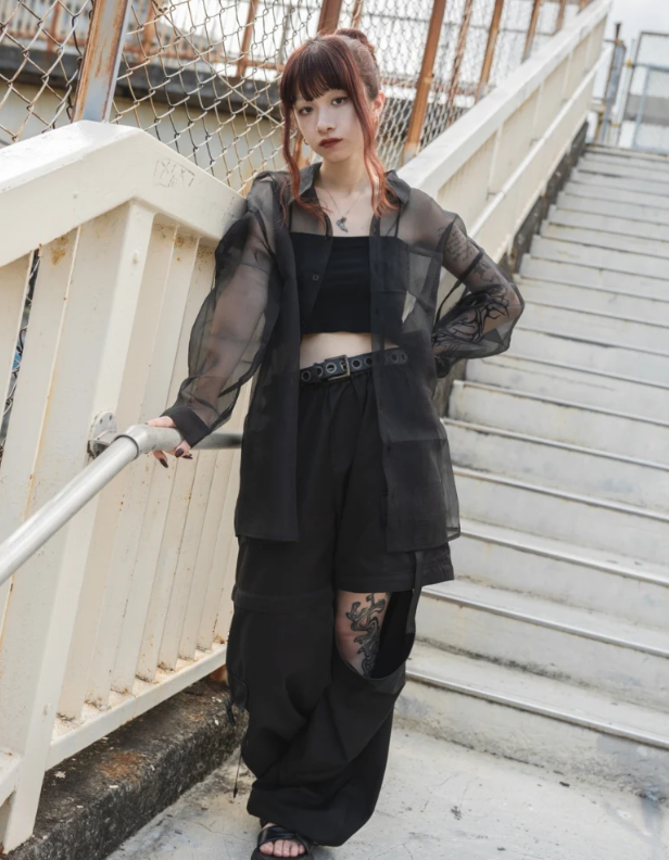 Sara（162cm）がgibousを着用したLOOK 010